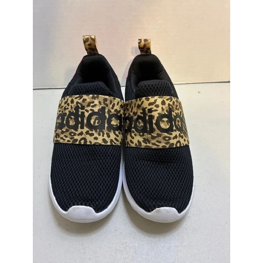 Size 3.5 Adidas girls slip on
